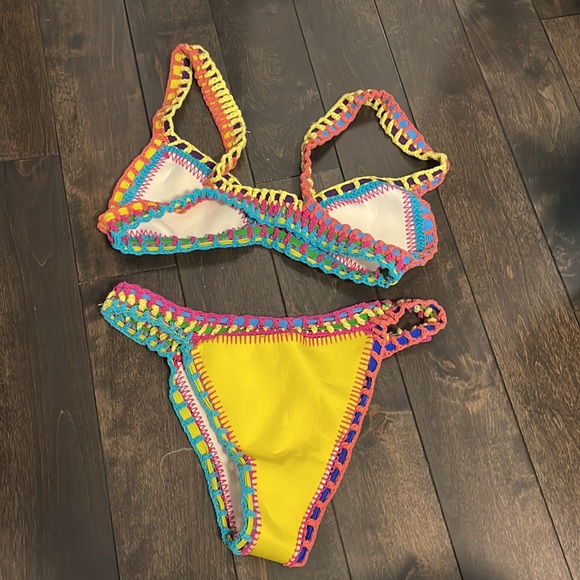 Dress me tour bikini size small - Picture 2 of 2